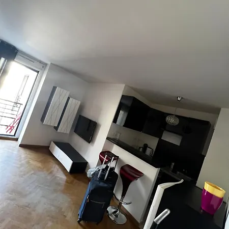 Proche De Nation Apartment